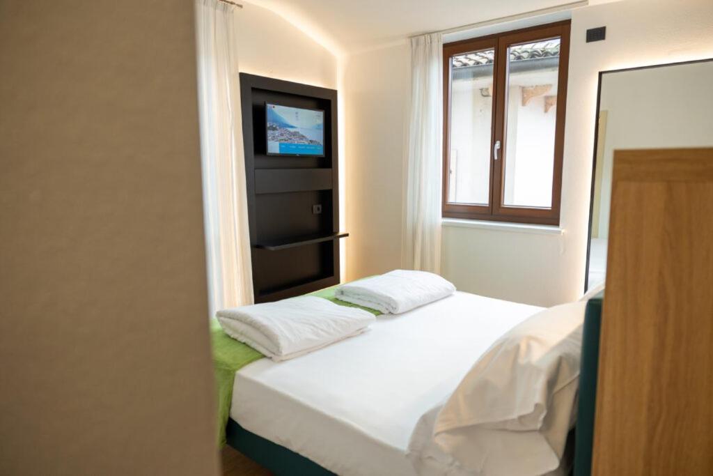 Hotel Lago Di Garda Malcesine Dış mekan fotoğraf